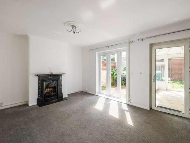 House for rent in Red Hill, Surrey