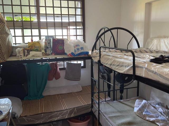 Detached House for rent in Woodgrove, 23 North West