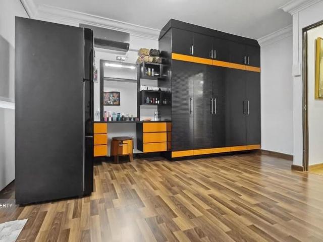 Detached House for sale