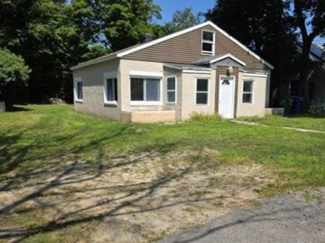 House for sale in Waterford, Connecticut