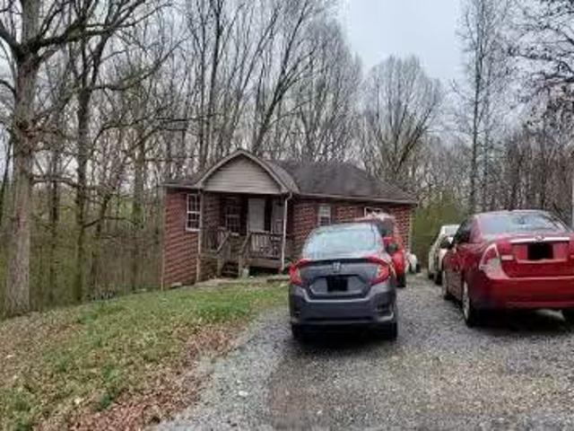 House for sale in Dickson