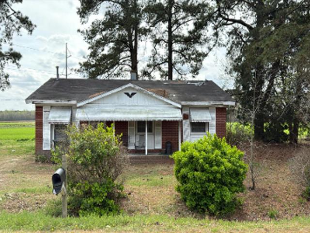 House for sale in Roper, North Carolina