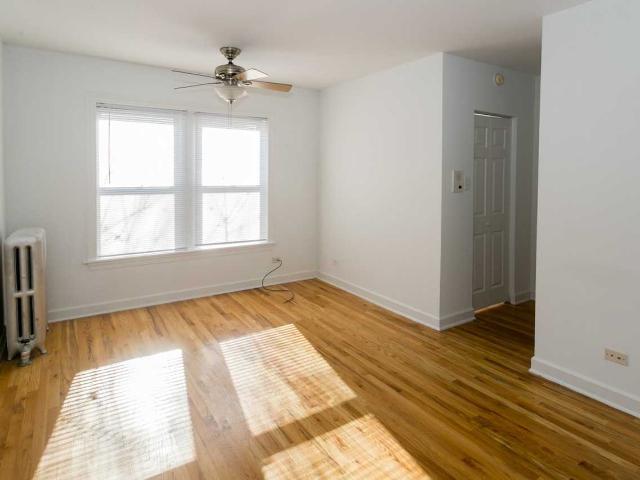 Apartment for rent in Chicago Park, Illinois