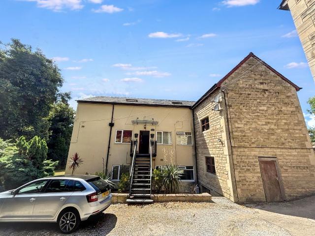 Apartment for rent in Rawdon, West Yorkshire