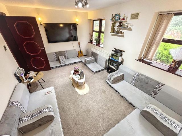 Apartment for rent in Rawdon, West Yorkshire