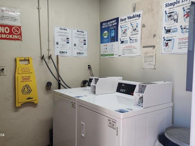 Apartment for rent in Canoga Park, California