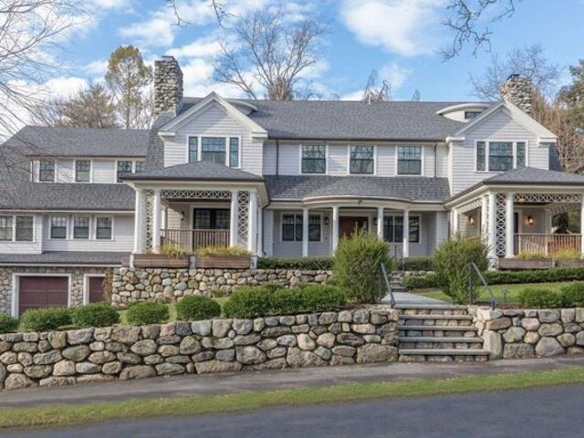 House for sale in Newton