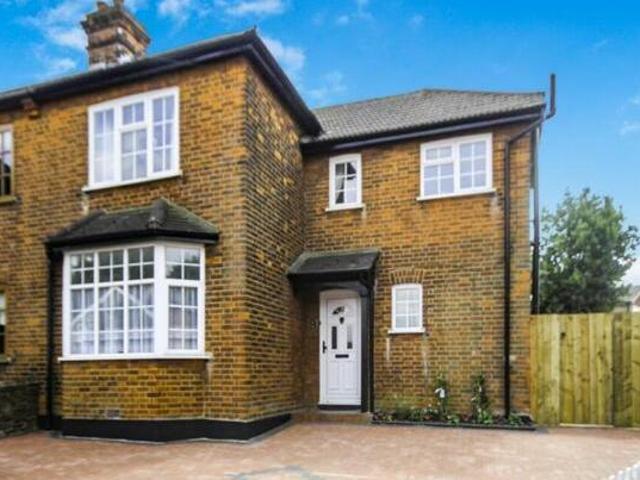 House for rent in The Galleries, Navestock Side