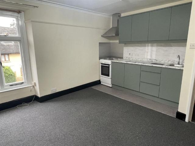 Apartment for rent in Woodmancote, Stroud