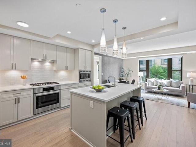 Condo for sale in Bethesda, Maryland