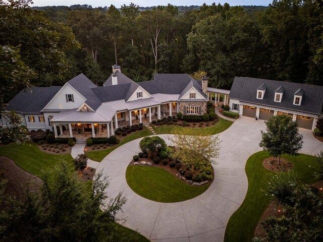 House for sale in Canton