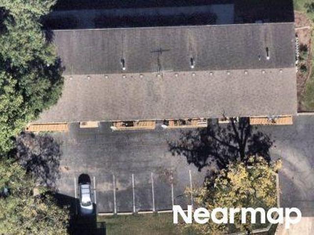 Property for sale in Woodridge Condominiums, South Elgin
