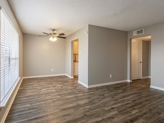 Apartment for rent in Garland, Dallas County