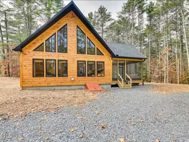 House for sale in Gloversville