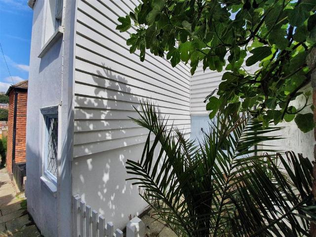 House for rent in Old Town, Guestling Green