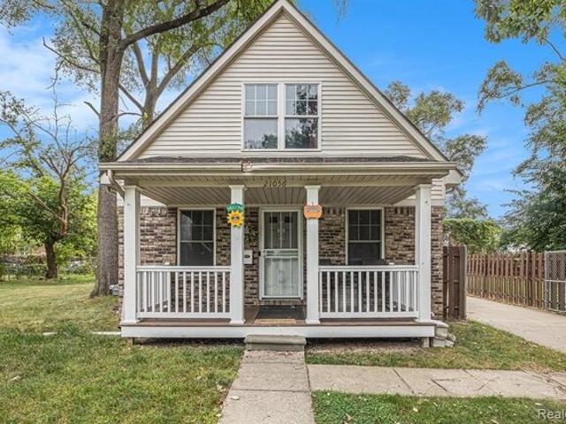 House for sale in Oak Park, Michigan