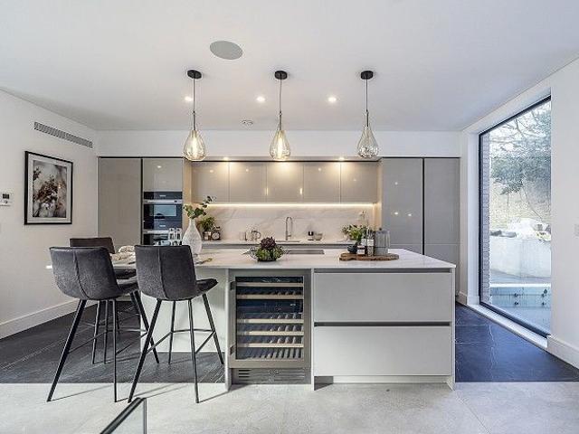 House for rent in Fortis Green, Greater London