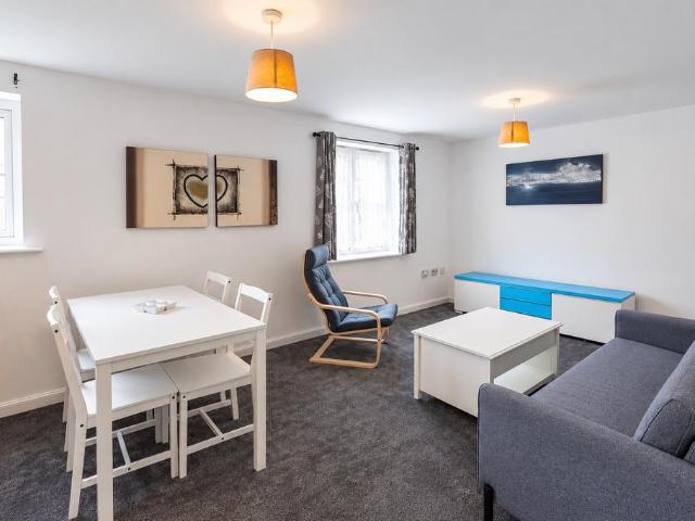 Apartment for rent in Thorpe, West Yorkshire