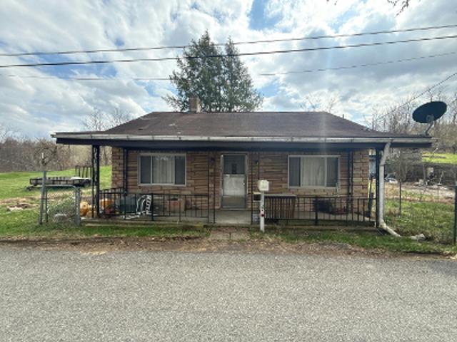 House for sale in Lawrence, Pennsylvania