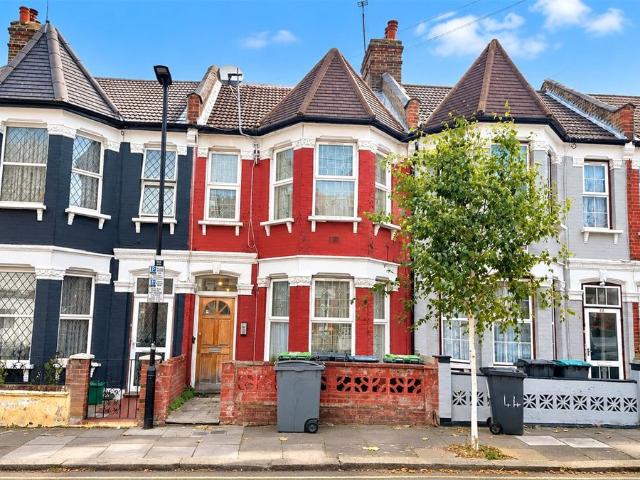 Studio for rent in London Borough of Haringey, Greater London