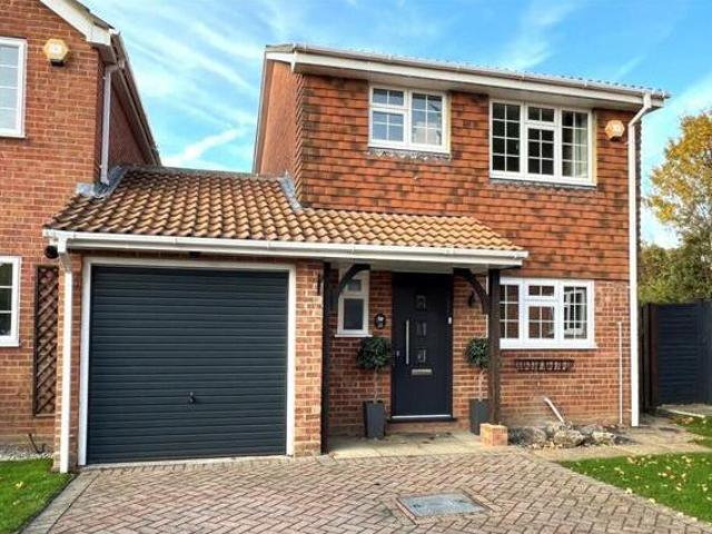 House for sale in Lyons, Greater London