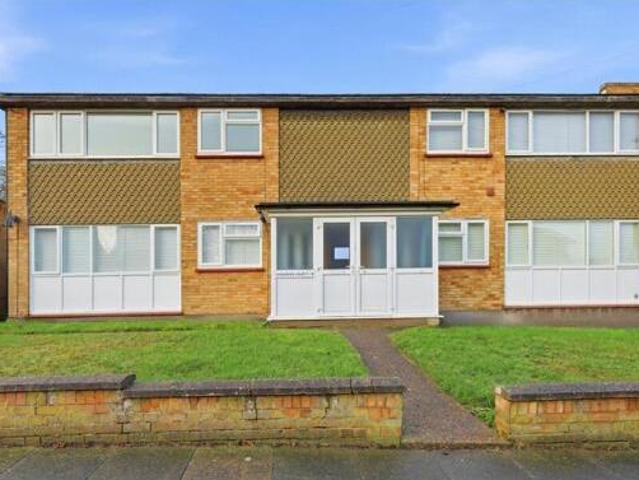 House for sale in Alton Barnes, Essex