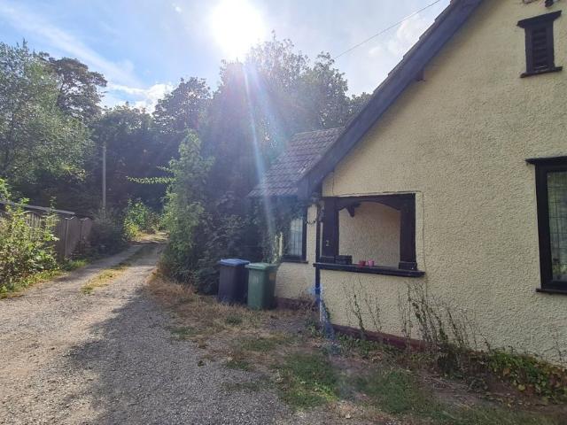 House for rent in Oulton, West Yorkshire