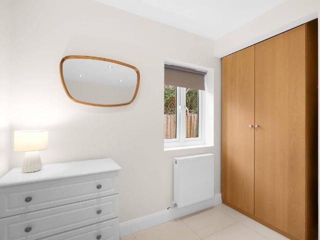 Apartment for rent in Woodside Park, Greater London