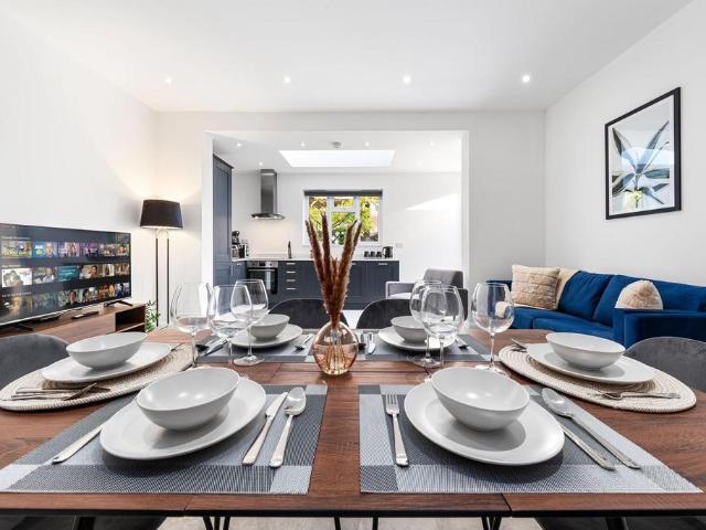 Apartment for rent in London Borough of Barnet, Greater London