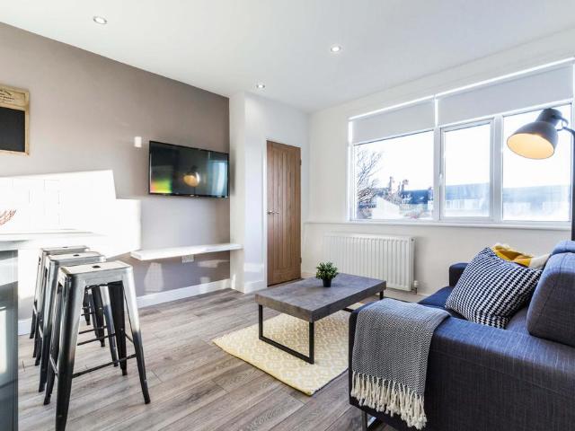 Apartment for rent in Hyde Park, West Yorkshire