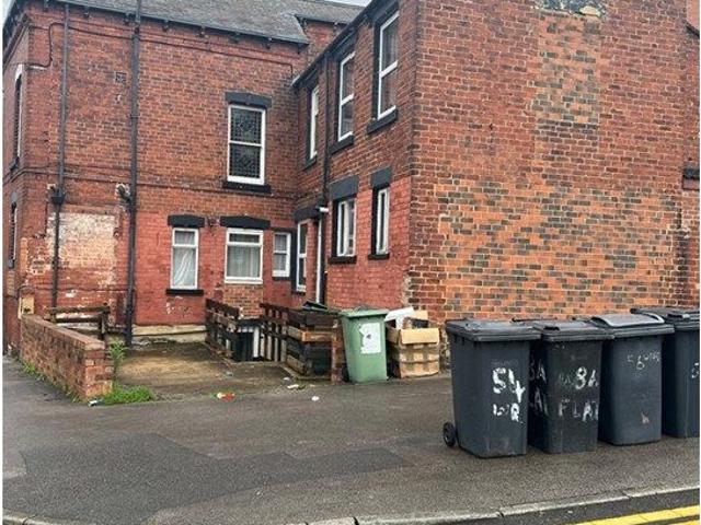 Apartment for rent in Hyde Park, West Yorkshire
