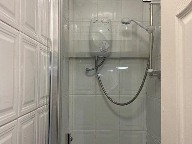 Apartment for rent in Hyde Park, West Yorkshire