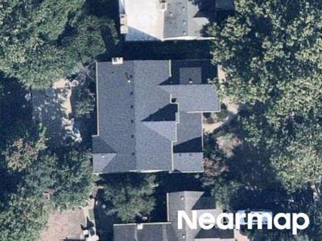 House for sale in Clarendon Hills, Illinois