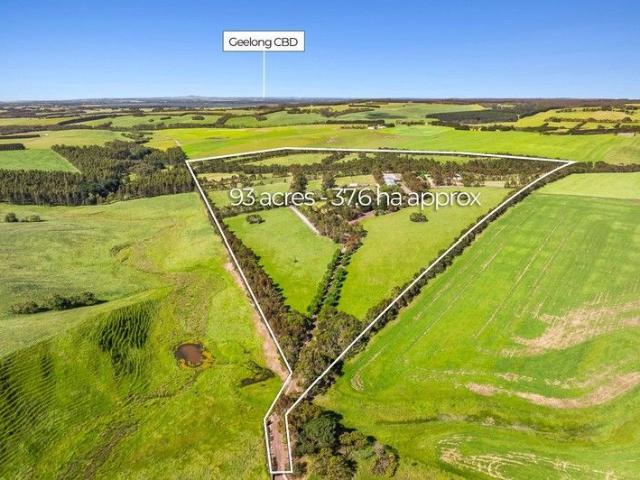 Cottage for sale in Victoria