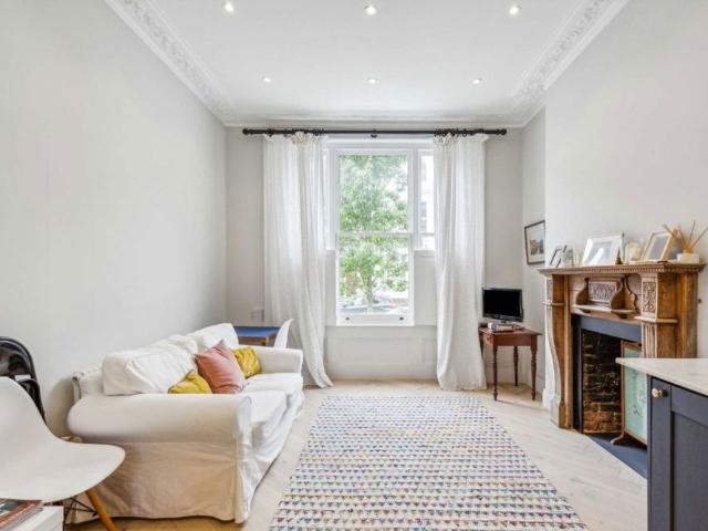 Apartment for rent in Shepherd's Bush, Greater London