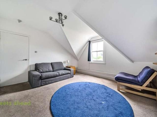 Apartment for rent in London Borough of Croydon, Greater London