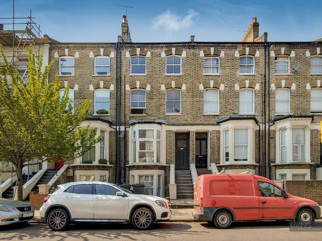 Apartment for rent in Stroud Green, Greater London