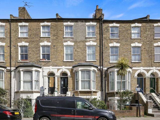 Apartment for rent in Stroud Green, Greater London