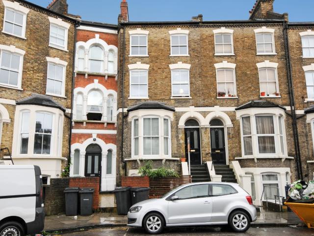 Apartment for rent in Stroud Green, Greater London