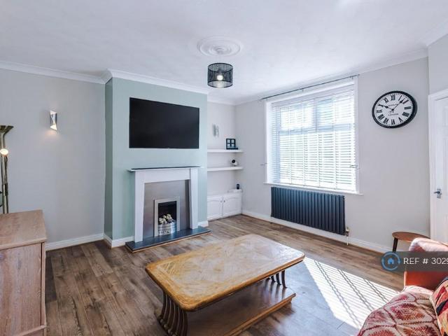 House for rent in Spotland Bridge, Burnedge