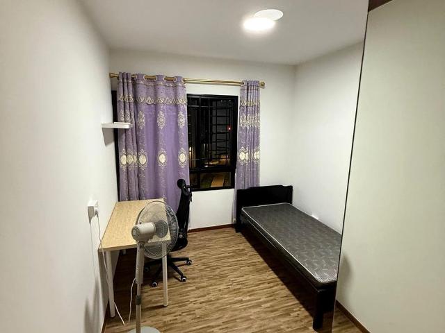 Condominium for rent in 23 North West