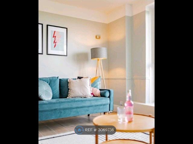 Apartment for rent in London Borough of Southwark, Greater London