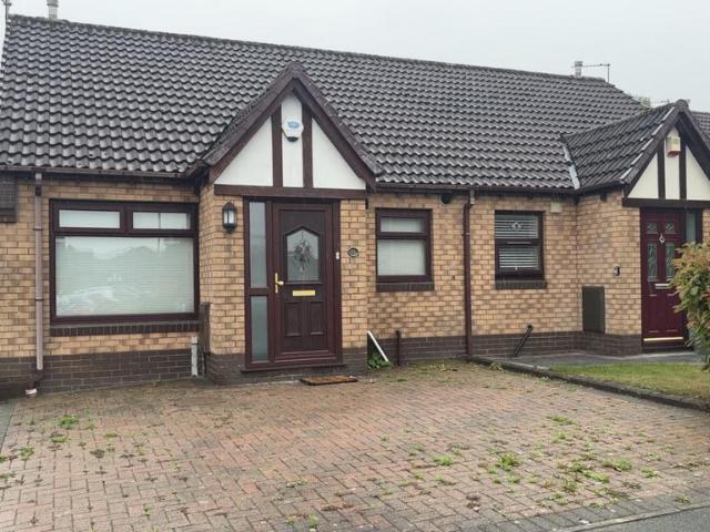 House for rent in Calderstones