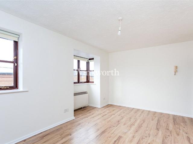 Apartment for rent in London Borough of Barnet, Greater London