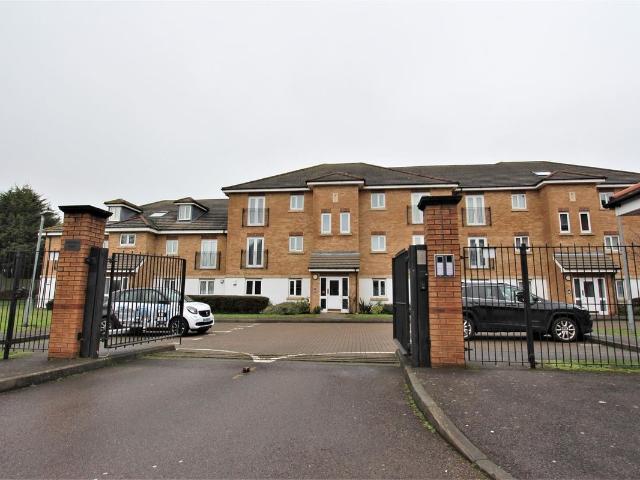 Apartment for rent in Cockfosters, Greater London