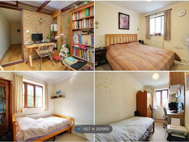 House for rent in New Barnet, Greater London