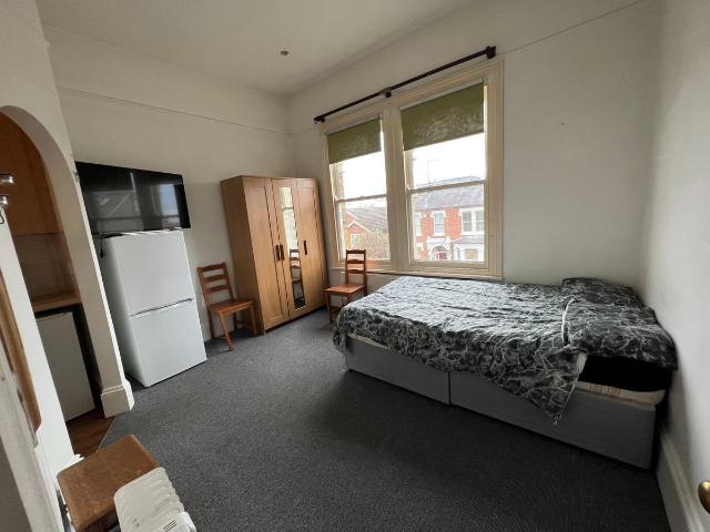 Studio for rent in New Barnet, Greater London