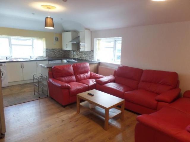 Apartment for rent in Falcon Lodge, Wales