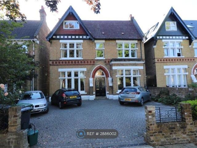Apartment for rent in London Borough of Ealing, Park Royal