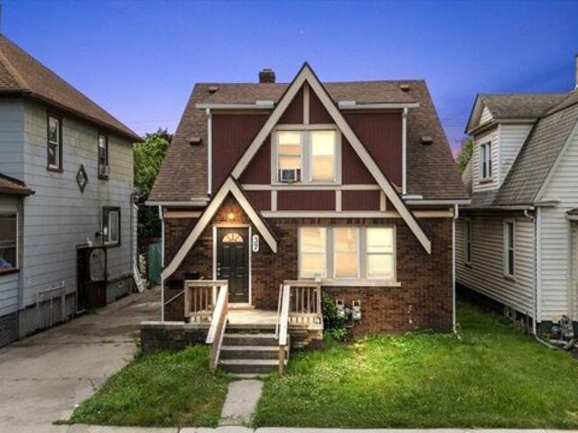 House for sale in Ecorse